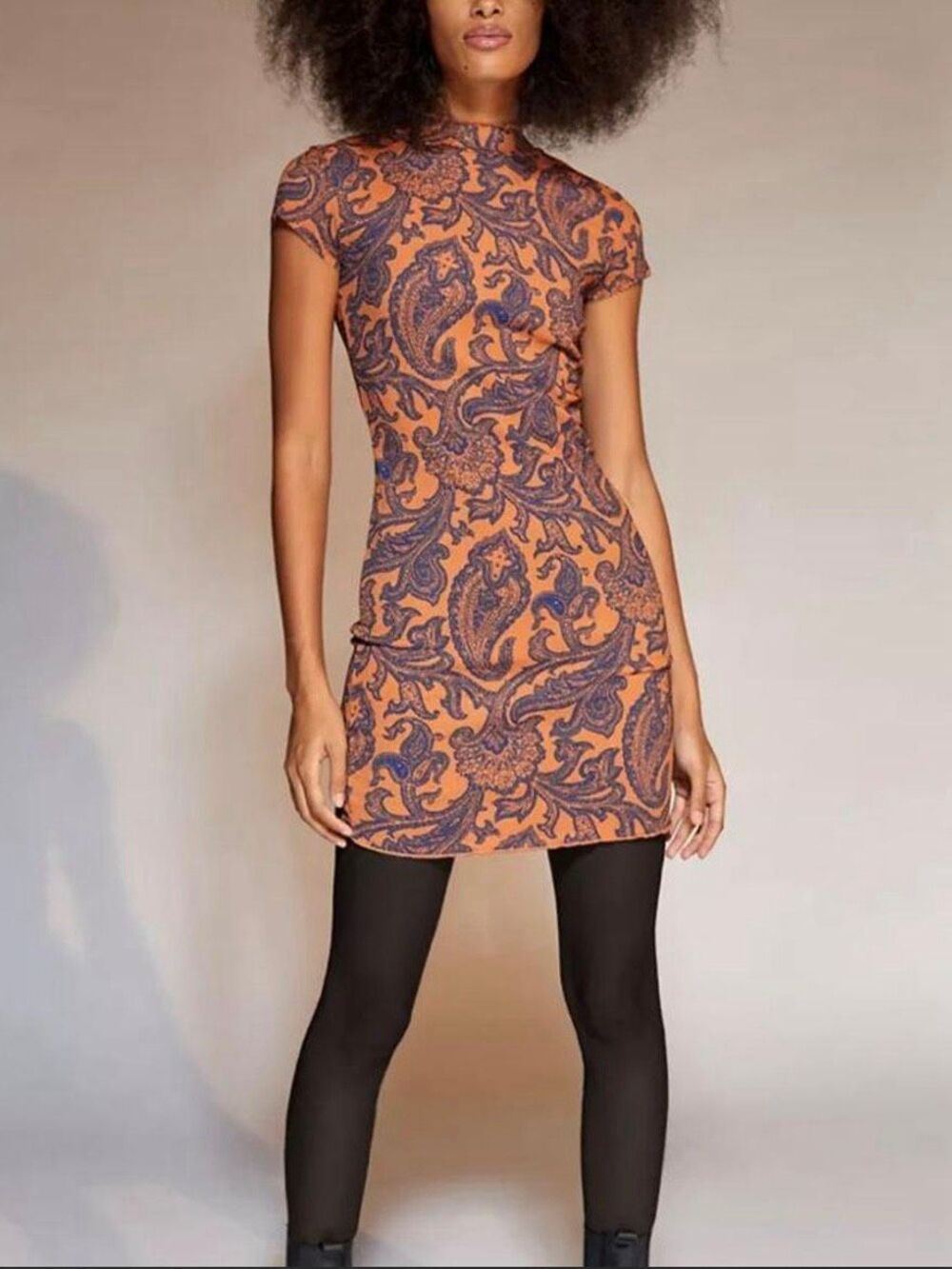 Urban Outfitters Size M Paisley Mock Neck Mini Dress Brown Blue Ribbed Stretch - Picture 3 of 10